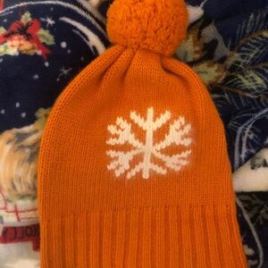 Just In New without tag GAP kids orange toboggan with cream snowflake